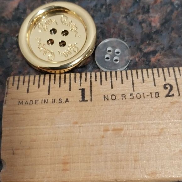 Lilly Pulitzer Gold Button with Backing  Button....New - Picture 2 of 3